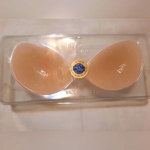New Nubra Adhesive Bra